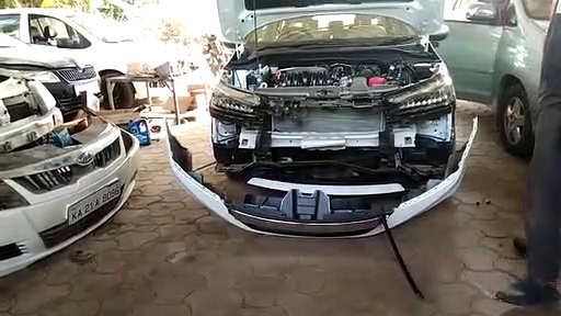 Viral Video: காரின் குறுக்கே வந்த நாய்.. 70 கி.மீ தூரம்! கடைசியில் காத்திருந்த அதிர்ச்சி - வைரல் வீடியோ !!