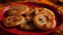 How to Make Arepas De Queso