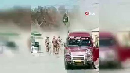 Pakistan'da bombalı saldırı: 8 yaralı