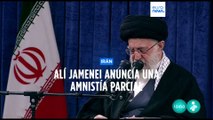 Irán | Alí Jamenei amnistía a algunos condenados en las protestas