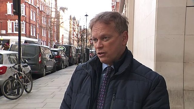 Shapps accuses striking ambulance unions of risking lives