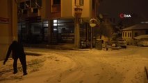 Isparta'da kar sebebiyle okullar yarın tatil edildi