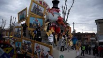 Carnevale di Fano 2023, spettacolo con la sfilata dei carri