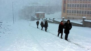 Erzurum'da okullar tatil mi? 6 Şubat Pazartesi Erzurum'da okullar tatil edildi mi? Son dakika Erzurum'da okullar yarın tatil mi?