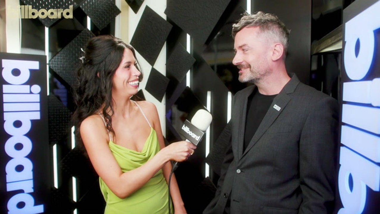 Bonobo Reacts to Losing to Beyoncé & Seeing the Dance Genre Evolve Throughout the Years | Grammys 2023