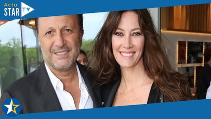 Arthur fête l'anniversaire de sa femme Mareva Galanter : il lui déclare sa flamme (torse nu !)