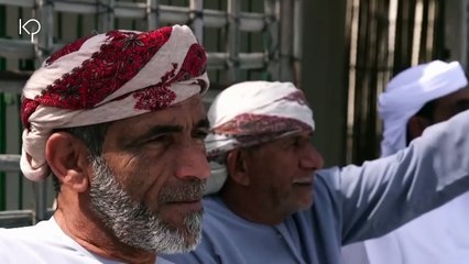 Kumzar_ Desa Paling Terisolasi di Ujung Utara Oman _ Diapit Pegunungan dan Menghadap Laut Lepas