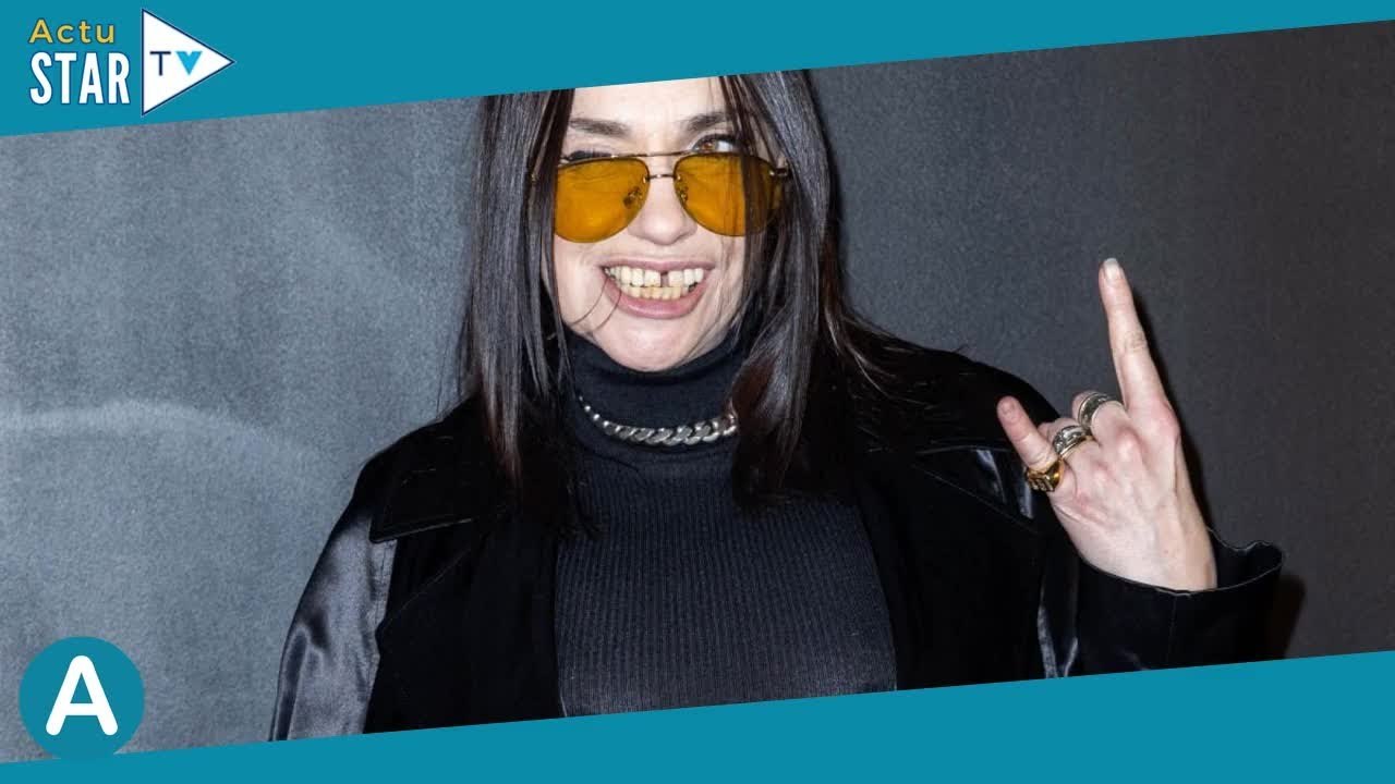 "C'est pas bien, hein ?" : Béatrice Dalle, son coup de foudre immédiat pour une star internationale