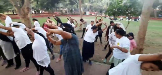 हमराह : योग व जुंबा करके लोगों के चेहरे पर रौनक