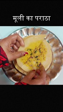 mooli ka paratha recipe #moolikaparatha #shorts