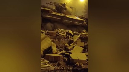 جانب من الدمار وعمليات الإخلاء والإنقاذ من مناطق الزلزال في تركيا