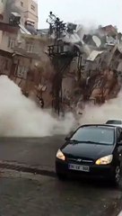 Şanlıurfa'da depremde binanın yıkılış anı kameralarda