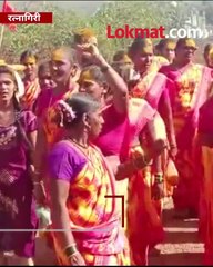 पारंपरिक वाद्यांच्या गजरात खंडोबाची पालखी भक्तांच्या भेटीला