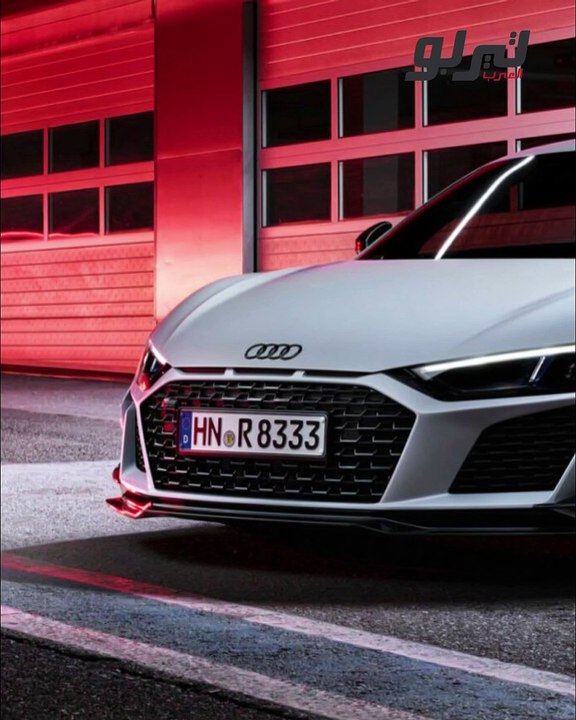 Audi R8 Spyder RWD 2023-تيربو ستوري