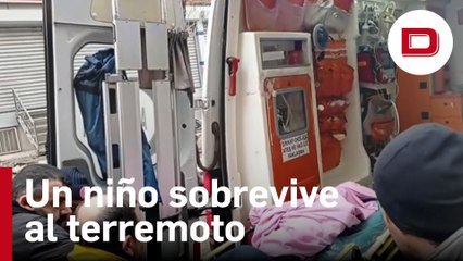 El joven turco rescatado entre los escombros tras el terremoto
