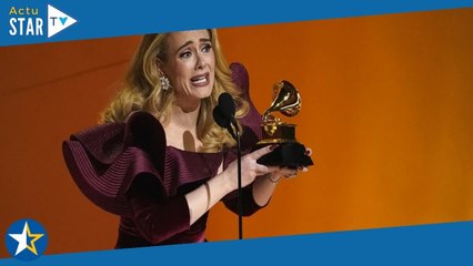 "Et me voilà qui pleure" : la grande émotion d'Adèle, qui a rendu un vibrant hommage à son fils de 1