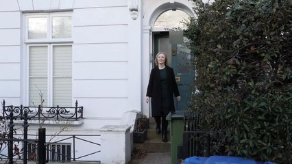 ‘Are the markets really left wing?’, Truss asked by reporter