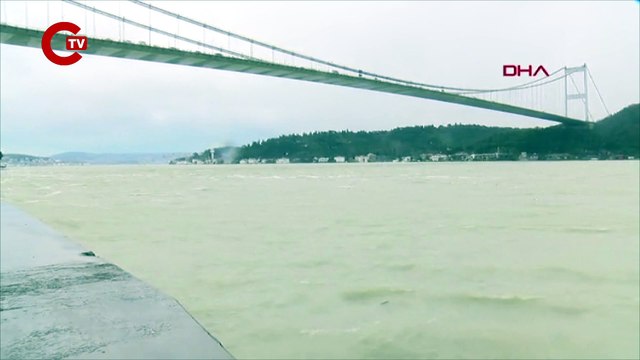 İstanbul Boğazı çamura bulandı