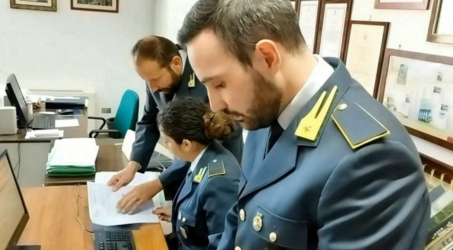 Taranto - Falsi crediti di imposta per Bonus Facciate : sequestri per 750mila euro (06.02.23)