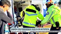 Autobús con peregrinos vuelca en la México-Puebla; hay tres muertos