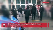 Özel Hareket Polisleri, enkaz altından çocuğu kurtardı! 'Yaşıyor, komutanım'