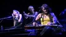 DIXIE CHICKS — A HOME | DIXIE CHICKS TOP OF THE WORLD TOUR 2003 LIVE