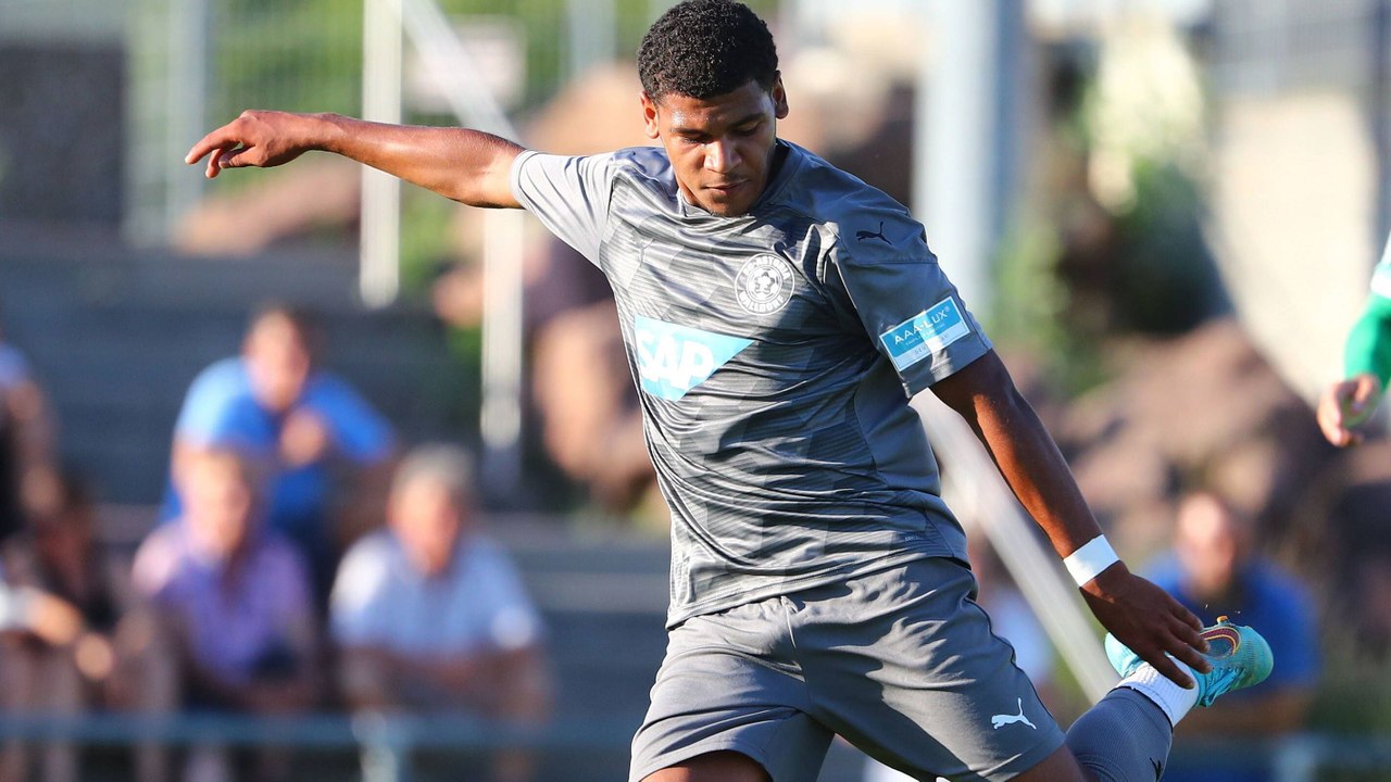 Unhaltbar ins Eck: Die besten Amateurfußball-Tore des Januars