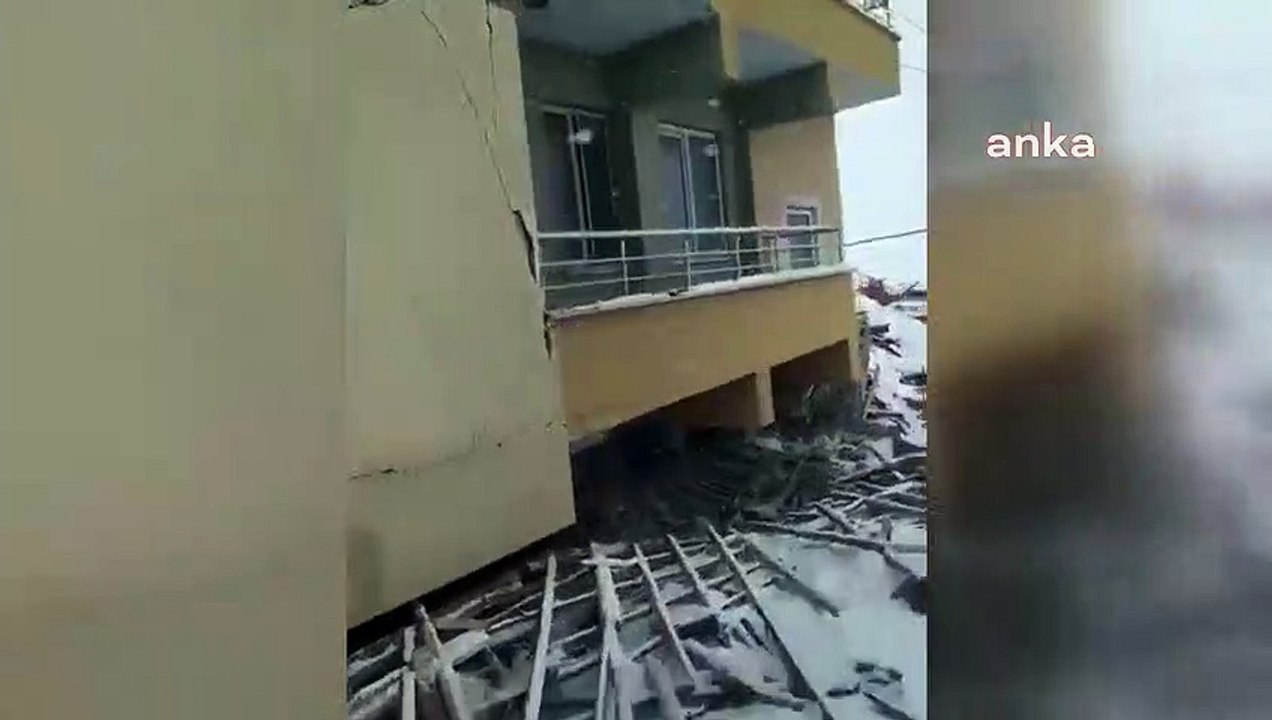 Malatya Ören'deki enkazı bir yurttaş kamerayla görüntüledi: Ören hep gitti