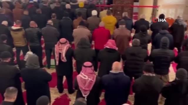 Mescid-i Aksa'da Türkiye'deki depremlerde hayatını kaybedenler için gıyabi cenaze namazı kılındı