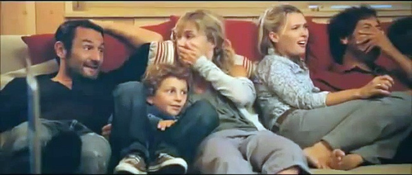 Pequeñas mentiras sin importancia | movie | 2010 | Official Trailer