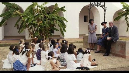 La luz con el tiempo dentro | movie | 2015 | Official Trailer