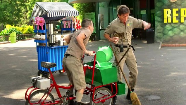 Locos sueltos en el zoo | movie | 2015 | Official Trailer