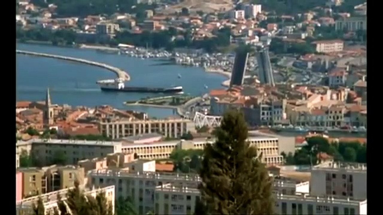 Dieu vomit les tièdes | movie | 1991 | Official Trailer