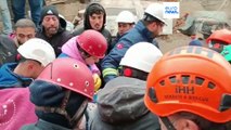 Comienzan los envíos de ayuda internacional con casi 2000 muertos en Siria y Turquía