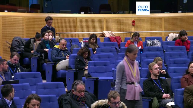 Bruxelas mobiliza ajudas para vítimas do sismo