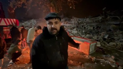 "Ekipler gelmedi" dedi isyan etti, kardeşini enkazda kendisi aradı