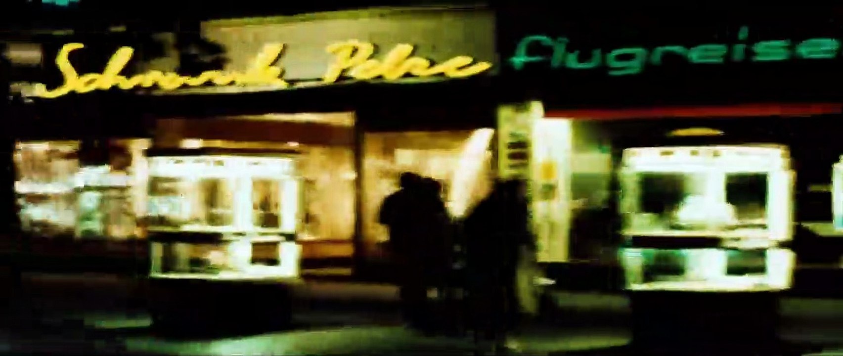 De l'autre côté du mur | movie | 2014 | Official Trailer