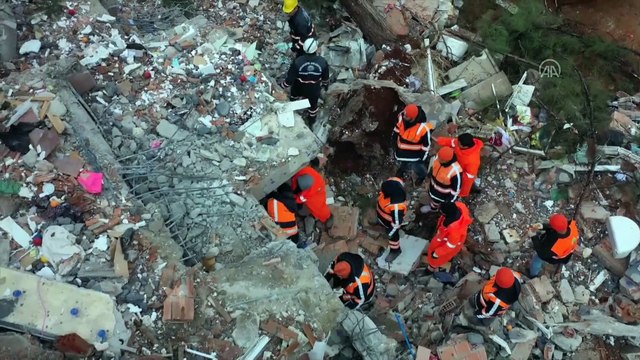 Büyük yıkım havadan görüntülendi