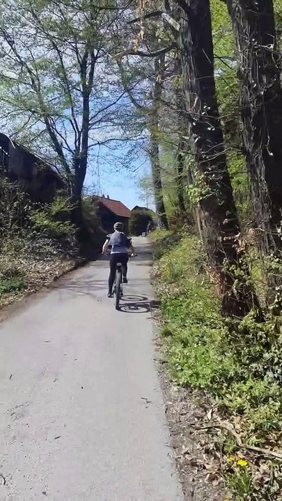 Cycling by bike to the cave and volcano Trakošć...