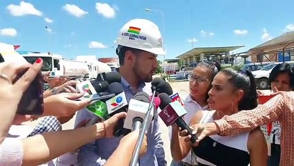 Tải video: YPFB descarta desabastecimiento de combustibles, pero admite fallas en distribución