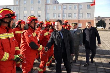 Arnavutluk'tan Türkiye'ye arama-kurtarma ekibi desteği