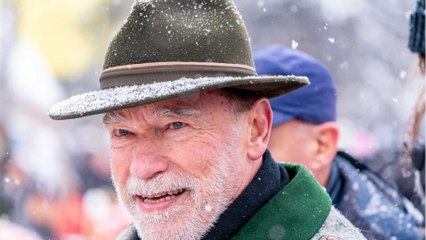 Voici - Arnold Schwarzenegger impliqué dans un accident avec une cycliste : que s'est-il passé ?