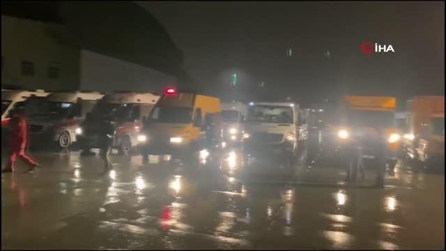 MSB: Hava Kuvvetlerimize ait uçaklar, aralıksız şekilde deprem bölgesine ihtiyaçların ulaştırılmasına ve deprem bölgesinden yaralı vatandaşlarımızın...