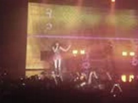 Tourner ma page Jenifer a marseille (12/03/2008)