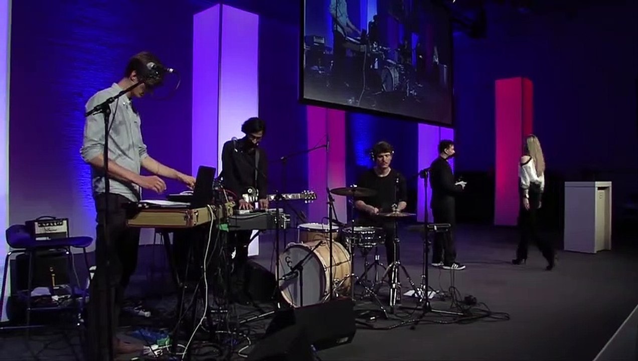 Das Duo | show | 2002 | Official Featurette