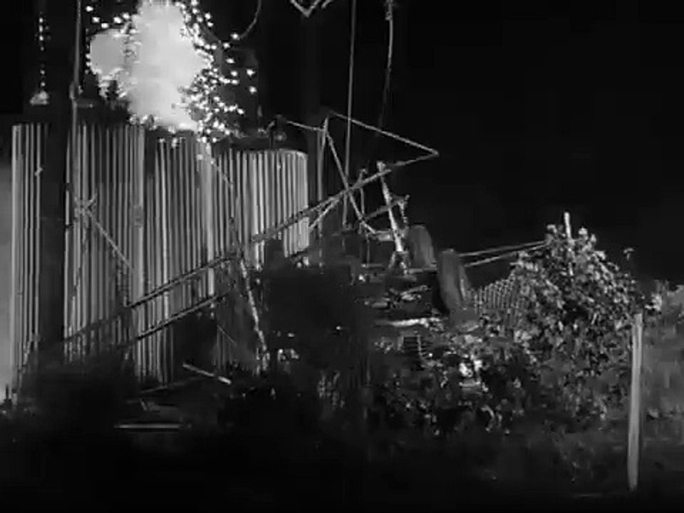 Thunder Road | show | 0 | Official Clip