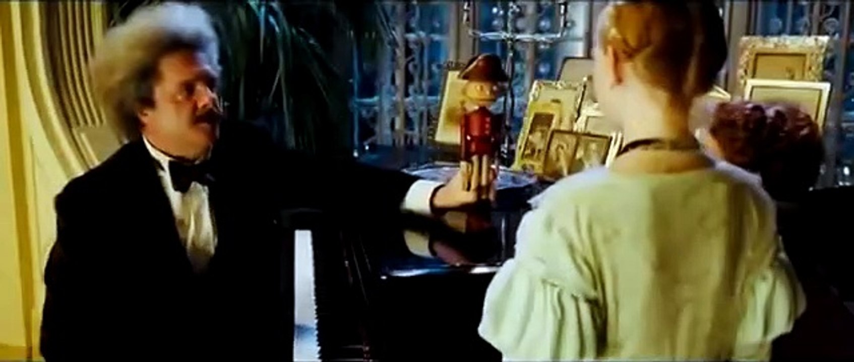 Der Nussknacker | movie | 2010 | Official Trailer