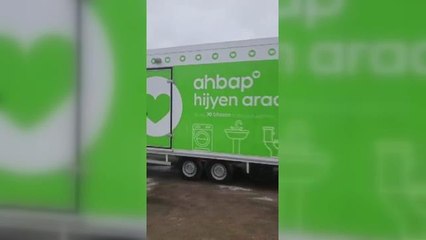 7,7 Büyüklüğündeki Deprem 10 İli Vurdu... Sanatçı Haluk Levent: "En Uygun Fiyatla 2.000 Konteyner Alıp Evleri Yıkılanları Yerleştirme Planım Var"