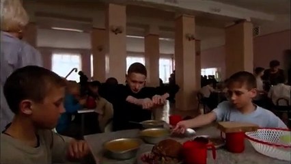 Allein in vier Wänden | movie | 2008 | Official Trailer