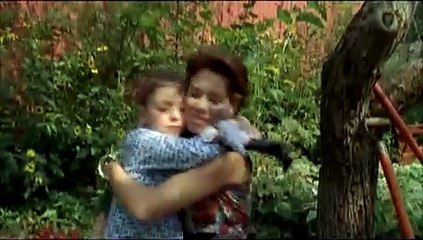 Maman ist kurz beim Friseur | movie | 2008 | Official Trailer